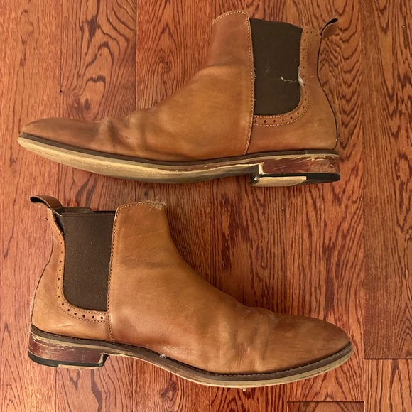 Johnston and Murphy - Men's Brown Chelsea Boots - Picture 1 of 3